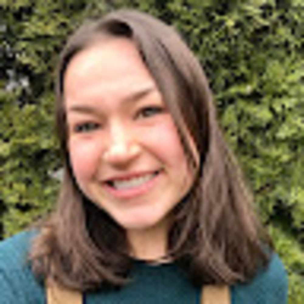 Meet your Posher, Carolyn